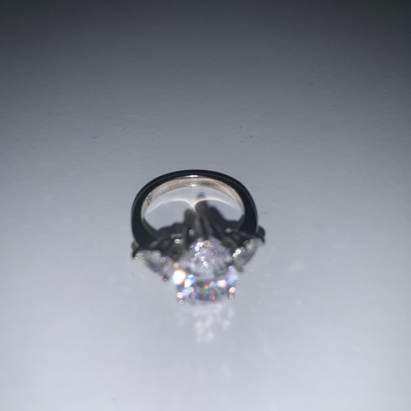 Bundle of Size 5 rings - Picture 2 of 6